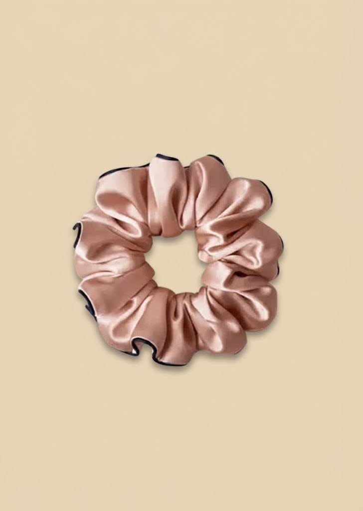 LARGE SILK SCRUNCHIE ROSE GOLD