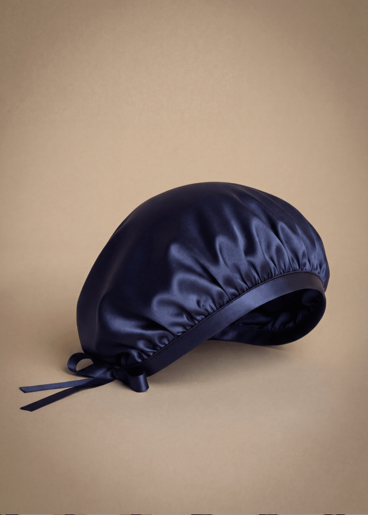 Midnight blue silk hair bonnet by Miaveriana